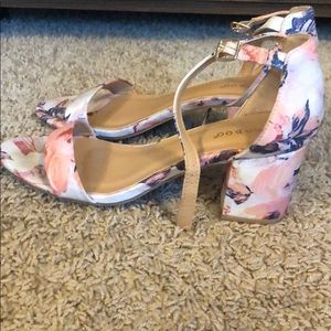 Floral wedge heel